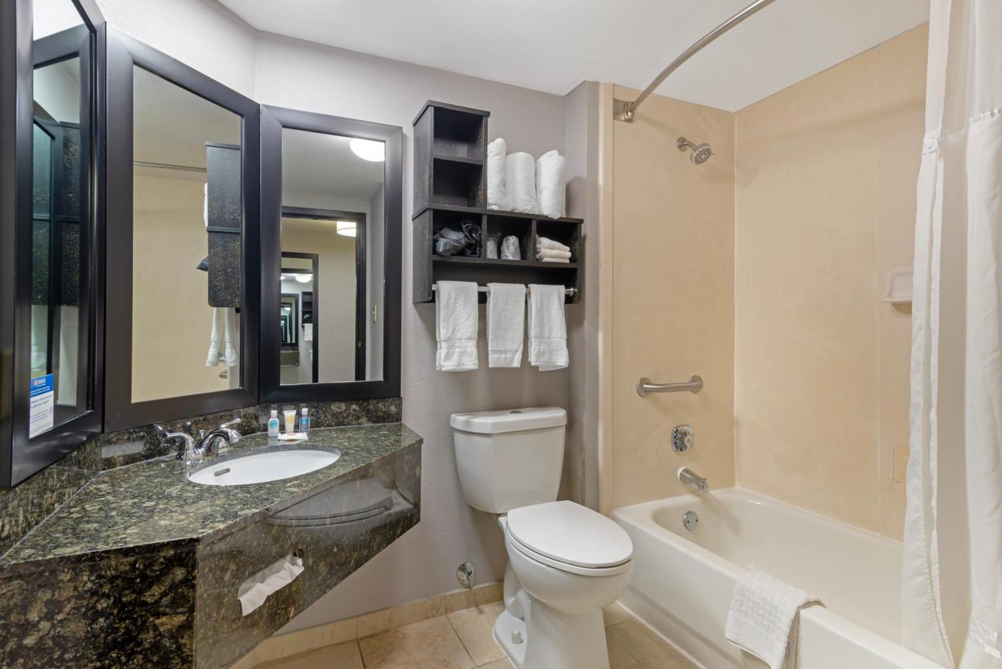 Comfort Inn & Suites קרולטון מראה חיצוני תמונה
