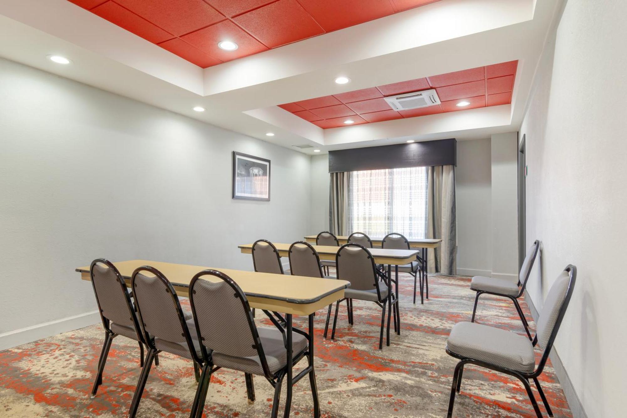 Comfort Inn & Suites קרולטון מראה חיצוני תמונה